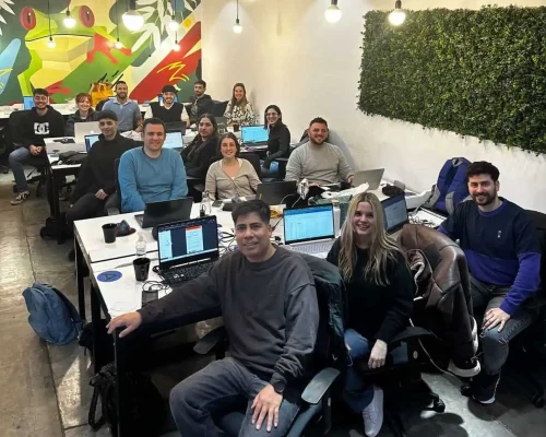 552692838_758366083667503_3229804606785021855_n-e1758574031485